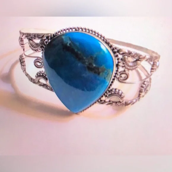 Turquoise 925 Sterling Silver Cuff Bracelet - Picture 2 of 2